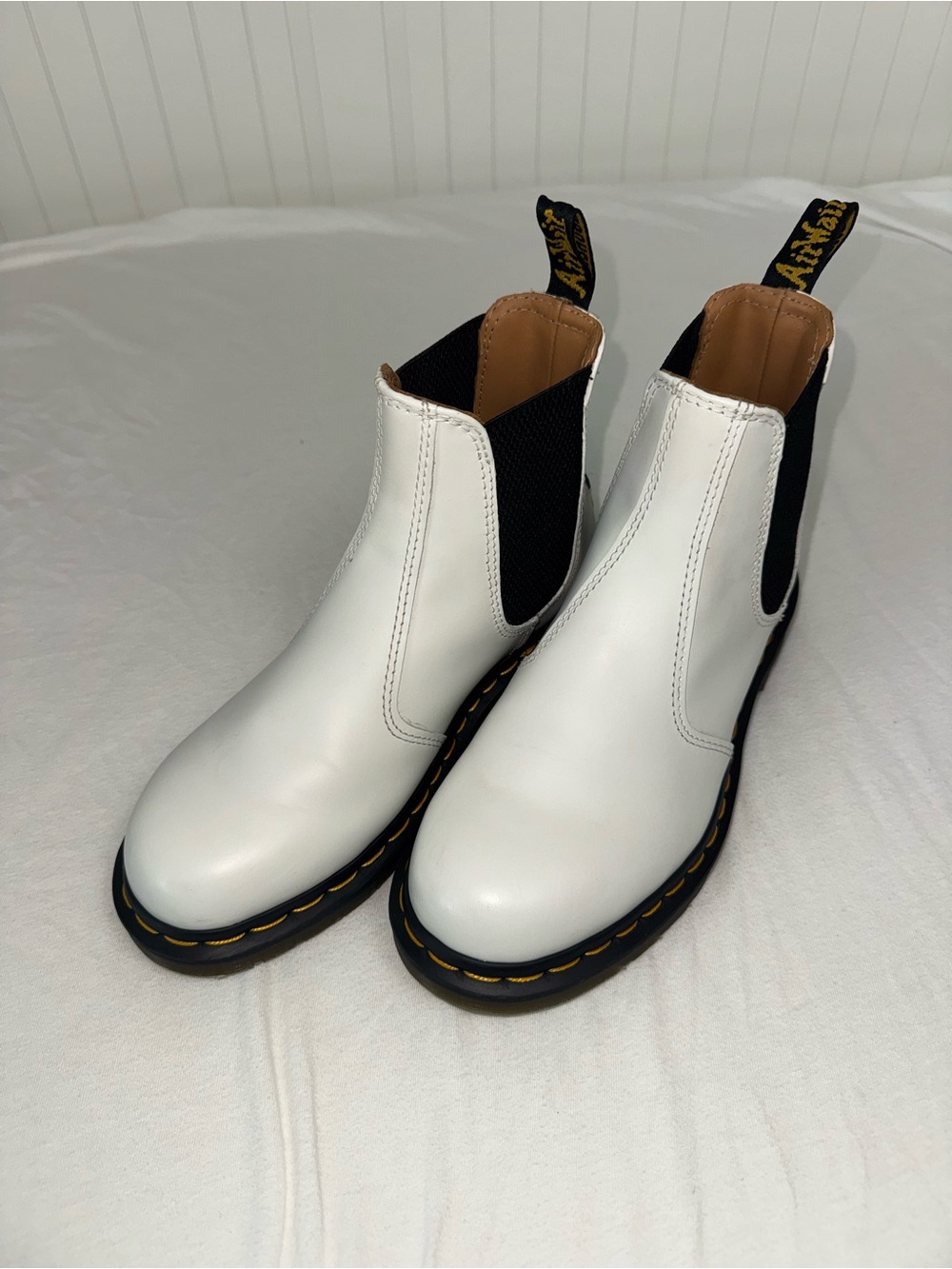 Dr Martens 2976 BEX Smooth Leather Chelsea Boots